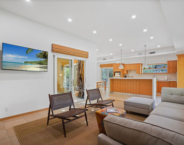 31777 Broad Beach Road - Photo Thumbnail 7