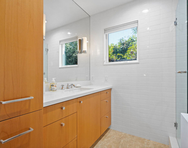 31777 Broad Beach Road - Photo Thumbnail 8