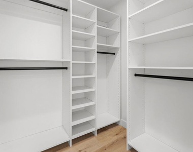 2154 Patricia Avenue - Photo Thumbnail 10