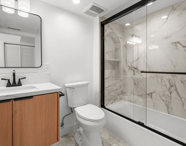 2154 Patricia Avenue - Photo Thumbnail 6
