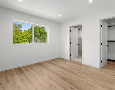 2154 Patricia Avenue - Photo Thumbnail 11