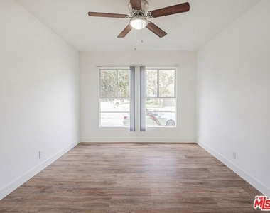 3370 W 83rd Street - Photo Thumbnail 6