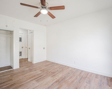 3370 W 83rd Street - Photo Thumbnail 7