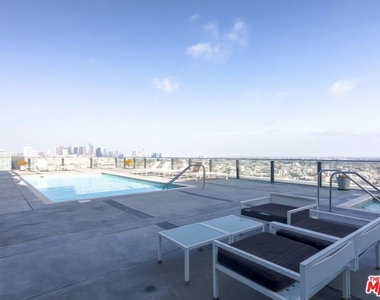 3810 Wilshire Boulevard - Photo Thumbnail 15