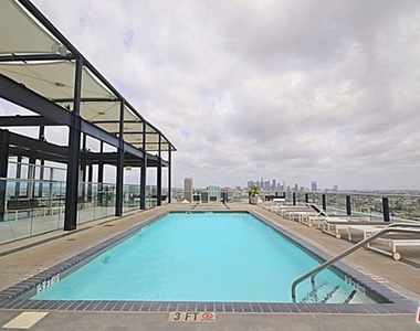 3810 Wilshire Boulevard - Photo Thumbnail 17