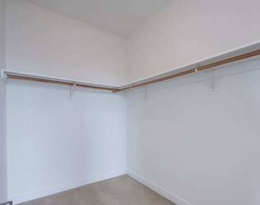 3810 Wilshire Boulevard - Photo Thumbnail 9