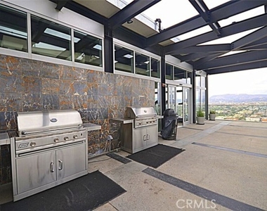 3810 Wilshire Boulevard - Photo Thumbnail 20