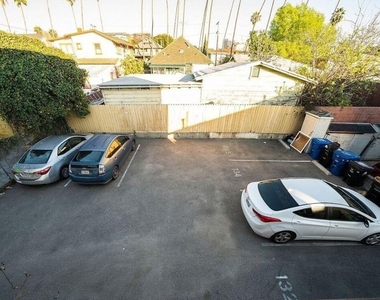 132 S Mountain View Avenue - Photo Thumbnail 26