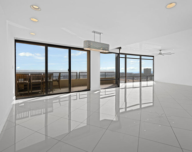 4267 Marina City Dr - Photo Thumbnail 6