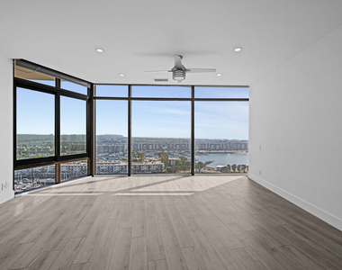 4267 Marina City Dr - Photo Thumbnail 33