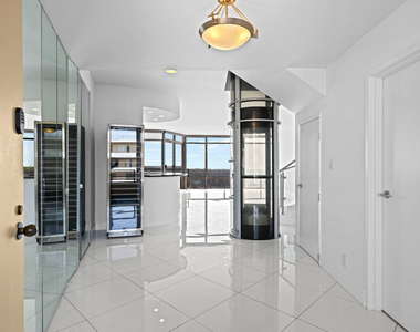 4267 Marina City Dr - Photo Thumbnail 1