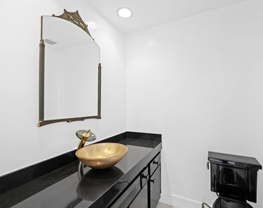 4267 Marina City Dr - Photo Thumbnail 23