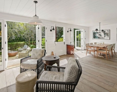 821 Nowita Place - Photo Thumbnail 13
