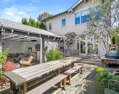 821 Nowita Place - Photo Thumbnail 23