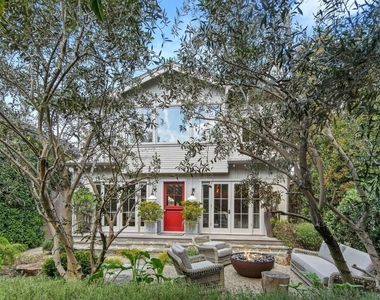 821 Nowita Place - Photo Thumbnail 26