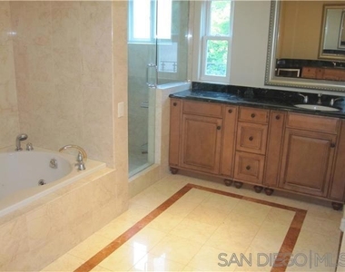 4566 Sherlock Court - Photo Thumbnail 5