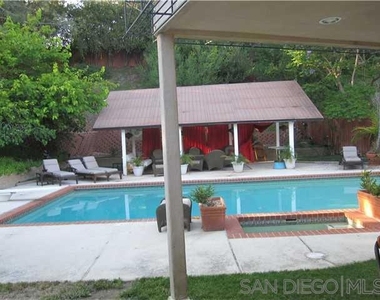4566 Sherlock Court - Photo Thumbnail 11