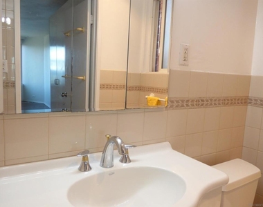 8040 Girard Avenue - Photo Thumbnail 17