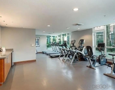 325 7th Ave - Photo Thumbnail 37