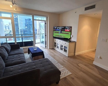 325 7th Ave - Photo Thumbnail 12
