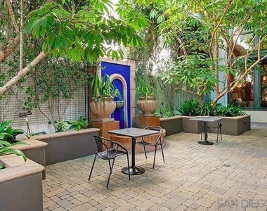 325 7th Ave - Photo Thumbnail 42
