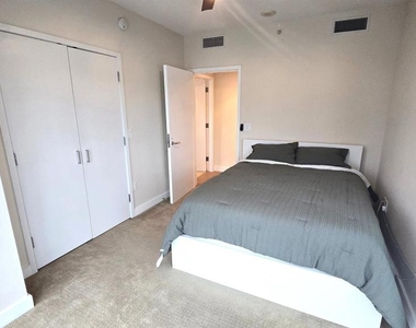 325 7th Ave - Photo Thumbnail 23