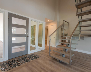 3708 Capstan Circle - Photo Thumbnail 2