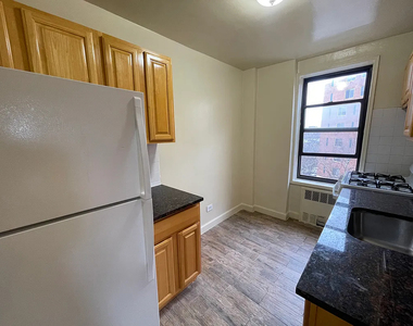 35-15 Leverich Street - Photo Thumbnail 1