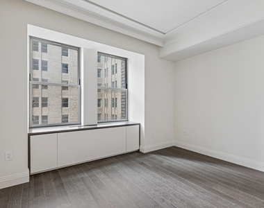 303  Park Ave - Photo Thumbnail 6