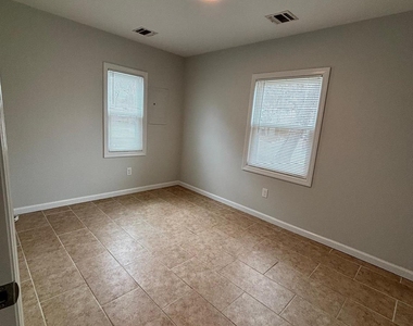 101 Miramar Avenue - Photo Thumbnail 1