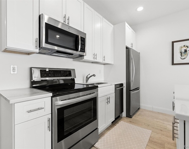 473 Dune Road - Photo Thumbnail 15