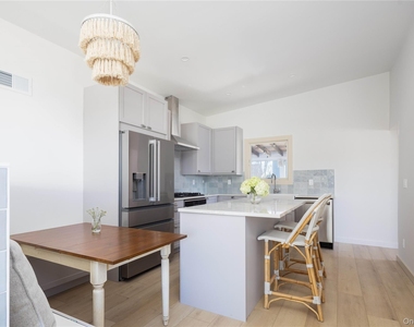 2845 Hobart Road - Photo Thumbnail 4