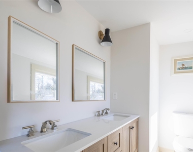 2845 Hobart Road - Photo Thumbnail 7