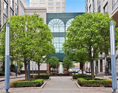 10 City Place - Photo Thumbnail 29