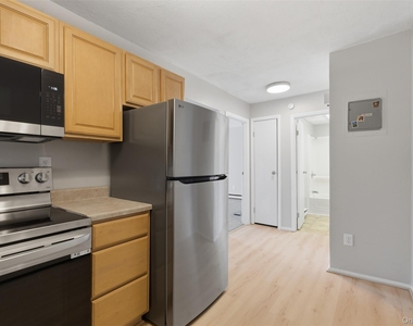 614 Fox Run Lane - Photo Thumbnail 3