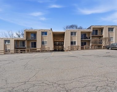 614 Fox Run Lane - Photo Thumbnail 14