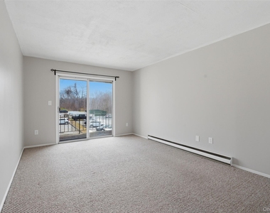 614 Fox Run Lane - Photo Thumbnail 6