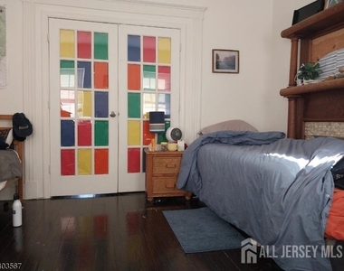 97 Easton Avenue - Photo Thumbnail 6
