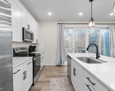 35514 Aspen Way - Photo Thumbnail 14