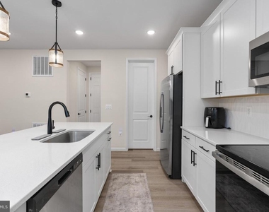 35514 Aspen Way - Photo Thumbnail 15