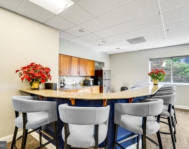 1211 S Eads Street - Photo Thumbnail 39