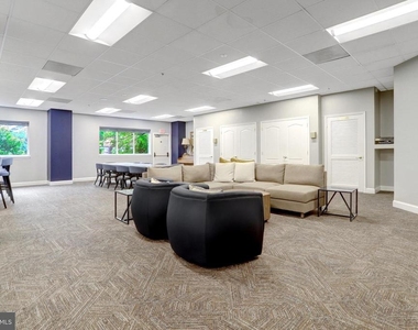 1211 S Eads Street - Photo Thumbnail 41