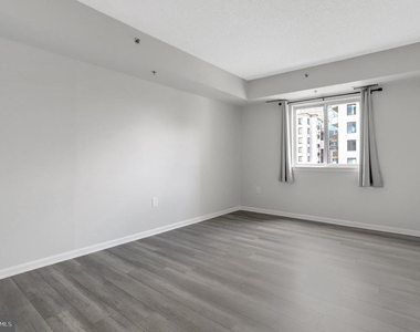 1211 S Eads Street - Photo Thumbnail 15