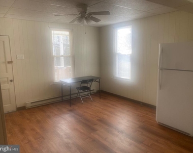448 E Broad Street - Photo Thumbnail 6