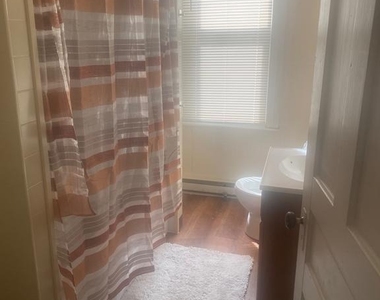 448 E Broad Street - Photo Thumbnail 9