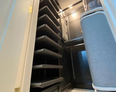 1324 Locust - Photo Thumbnail 20