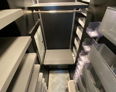 1324 Locust - Photo Thumbnail 19
