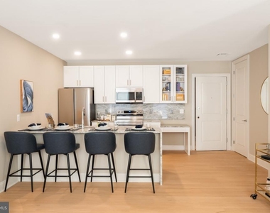 1601 Cherry Street - Photo Thumbnail 7