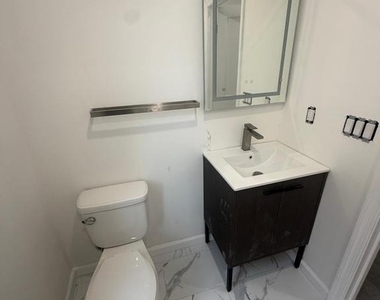 2554 N 5th Street - Photo Thumbnail 2