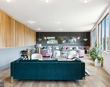 5013 Springfield Avenue - Photo Thumbnail 14
